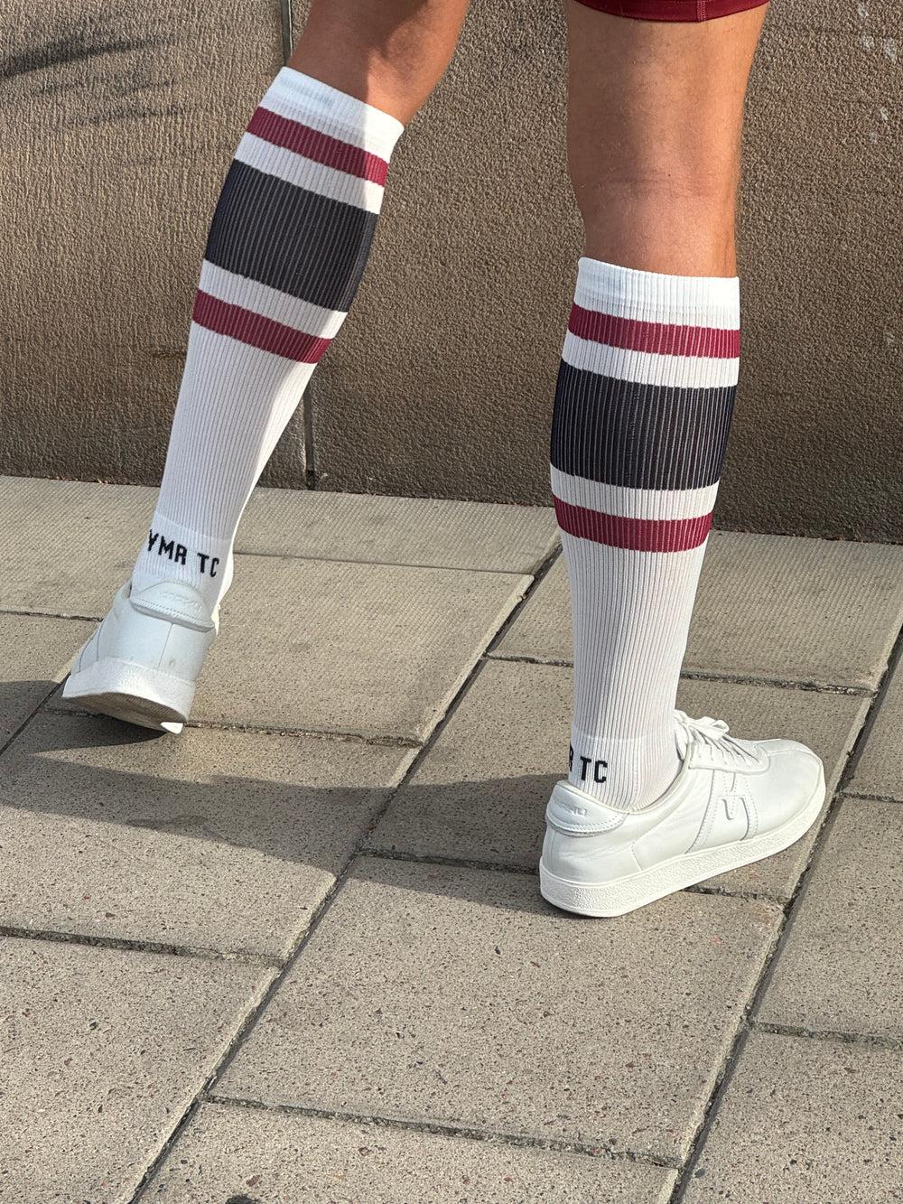 Åsunden Compression Socks Off-White/Navy Socks YMR Track Club