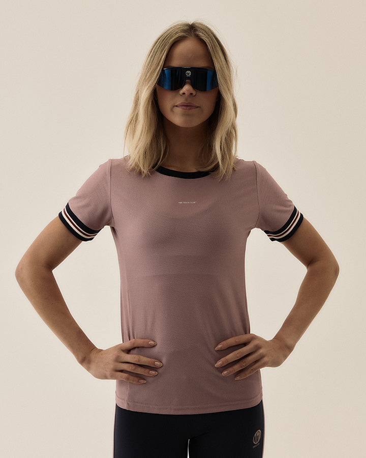 Utö Ladies Race T-Shirt Retro Pink T-shirt YMR Track Club