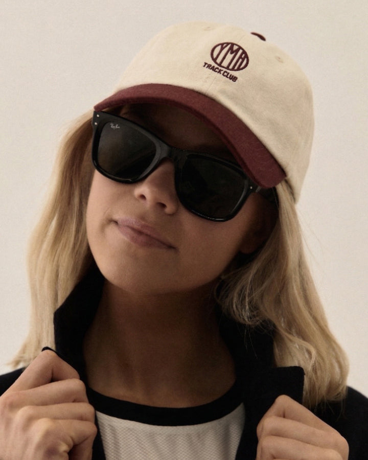 Sandhamn Casual Cap Off-white/Burgundy Cap YMR Track Club