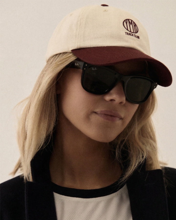 Sandhamn Casual Cap Off-white/Burgundy Cap YMR Track Club