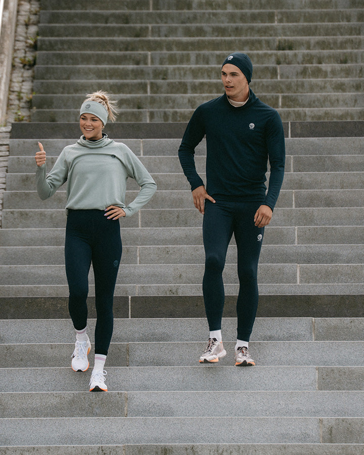 Åsunden Beanie Navy/Reflective Beanie YMR Track Club