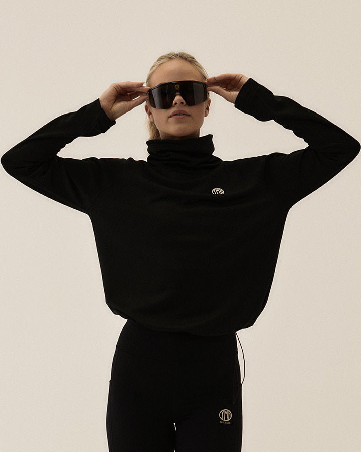 Åsunden Lds Funnel Neck Black Long Sleeve YMR Track Club