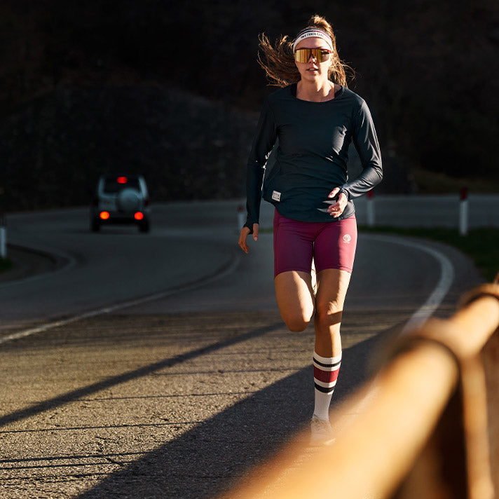 Lysekil Ladies Long Sleeve Running Top Navy. YMR Track Club