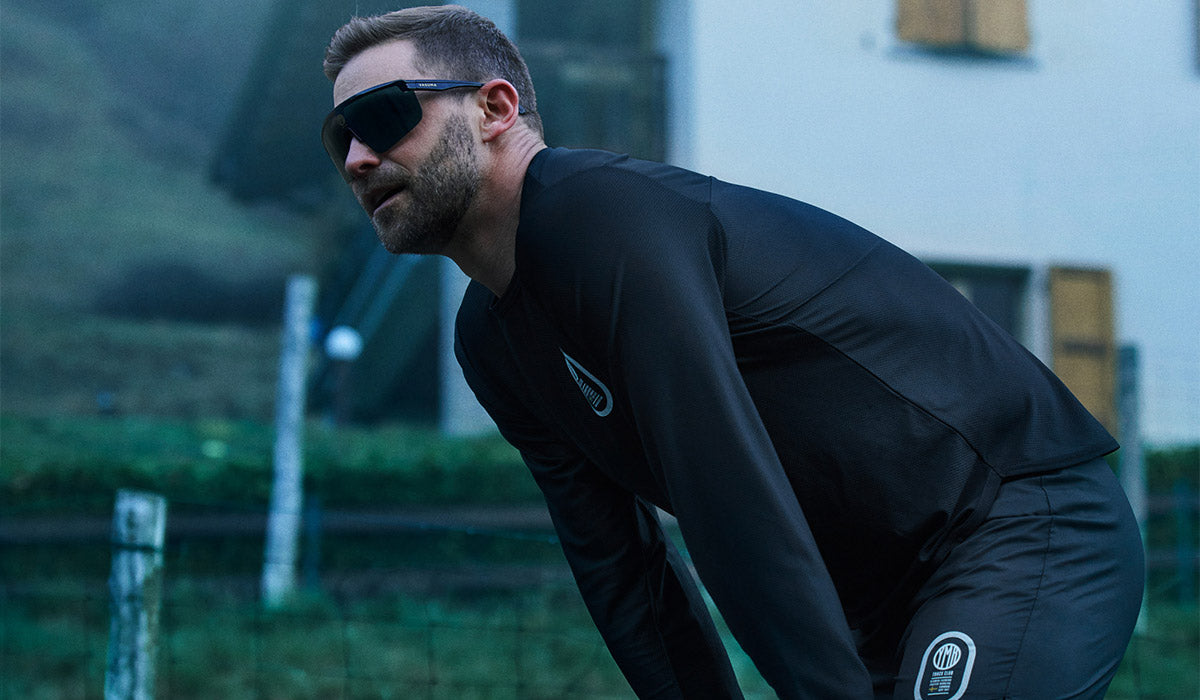 Lysekil Men's Long Sleeve Running Top Black. YMR Track Club