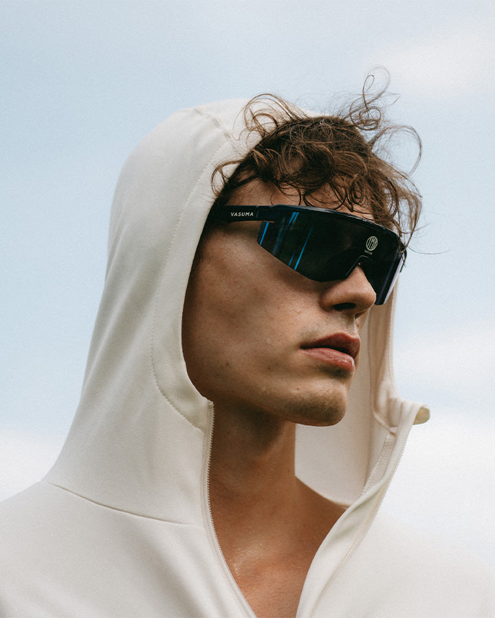 Åsunden Men's Half Zip Off-White/Navy Hoodie YMR Track Club